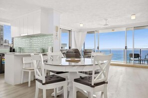 Dining - 14C Peninsula Summary (Surfers Paradise)