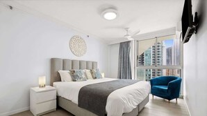 2 habitaciones, tabla de planchar con plancha, wifi y ropa de cama 