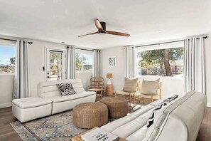 TV, fireplace, offices