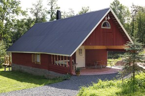 Exterior - Cottage Vetlanda, fishing, boat, swimming, 45 min to Astrid Lindgren's world, (Vetlanda)