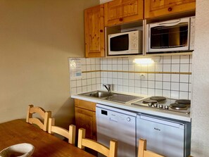 Fridge, microwave, dishwasher