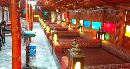 Hotel Spogmay & Kehkeshan Restaurent