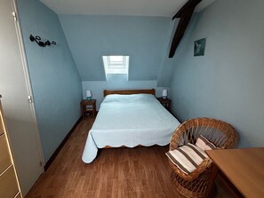 1 bedroom, free WiFi - Central T2 with WIFI and free parking in La Roche-Posay (La Roche-Posay)