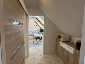 Interior - Renovated T2 with heated pool near Connétable Spa, parking and WIFI (La Roche-Posay)