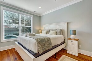 5 habitaciones, tabla de planchar con plancha y wifi gratis 