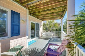 Apartment (4 Bedrooms) | Interior - 2 Blocks to Shore: Atlantic Beach Home w/ Views! (Atlantic Beach)