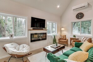 Cottage (2 Bedrooms) | Interior