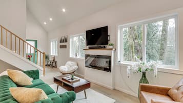 Cottage (2 Bedrooms) | Interior
