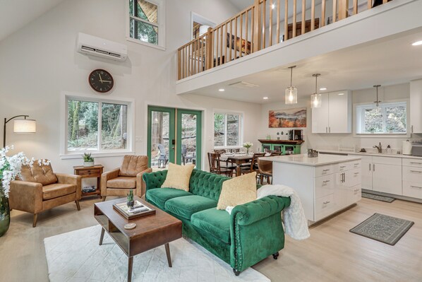 Cottage (2 Bedrooms) | Interior