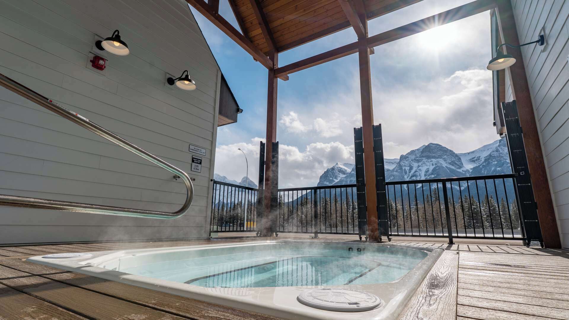 Bain à remous extérieur