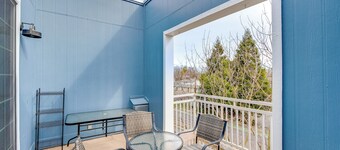 Work, Relax & Explore: Bright Sacramento Townhome