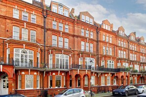 Apartment - Contemporary 1 bed Apartment Chelsea (London)