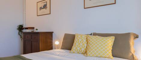 Strykjärn/strykbräda, gratis wi-fi och sängkläder