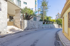 Property grounds - Sanremo Belle Epoque Apartment by Wonderful Italy (Sanremo)