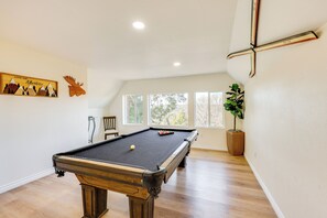 House (5 Bedrooms) | Interior - Spacious Family Home w/ Deck in Lake Arrowhead! (Cedar Glen)