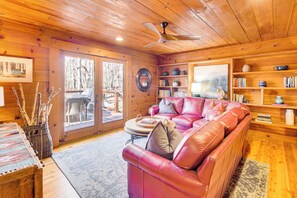 House (3 Bedrooms) | Interior - 3 Mi to Dtwn Ellijay: Tree-lined Cabin w/ Deck! (Ellijay)