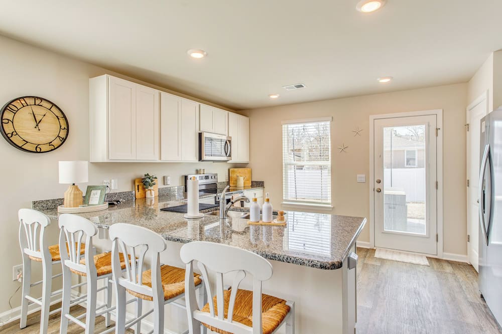 Near Golf Courses: Cozy Home in Ocean Isle Beach! - Little River Inlet, SC