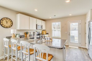 House (3 Bedrooms) | Interior - Near Golf Courses: Cozy Home in Ocean Isle Beach! (Ocean Isle Beach)