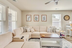 House (3 Bedrooms) | Interior - Near Golf Courses: Cozy Home in Ocean Isle Beach! (Ocean Isle Beach)