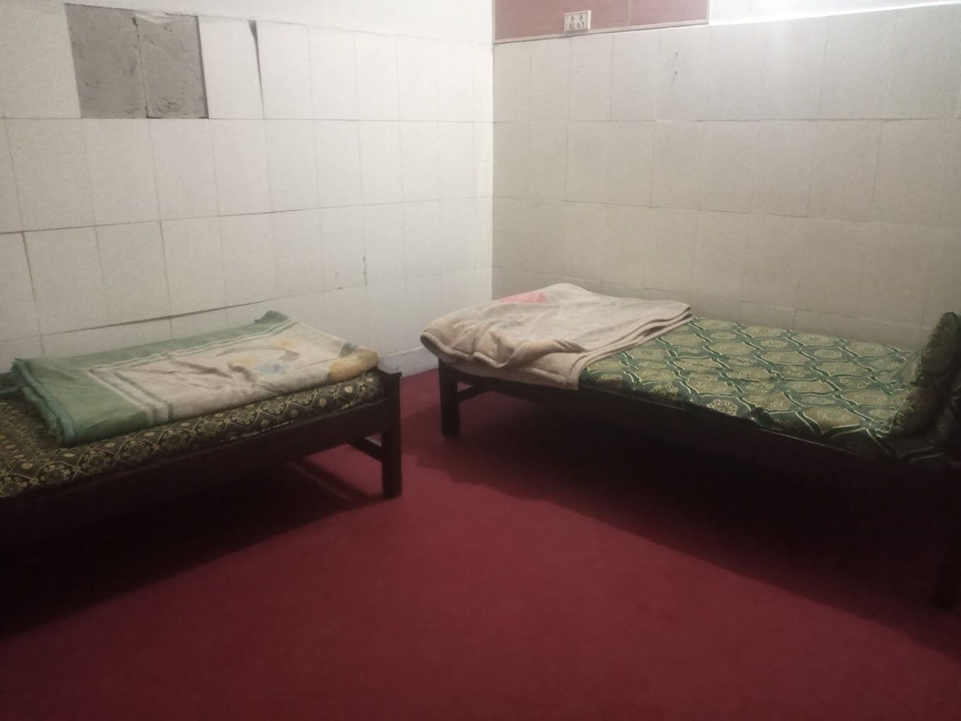 Phòng đôi Deluxe, quang cảnh thành phố | Phòng cách âm, bàn ủi/dụng cụ ủi quần áo 