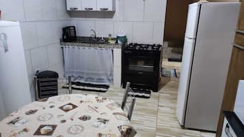 Private Double Suite Without Sea View | Shared kitchen | Fridge, microwave, oven, blender
