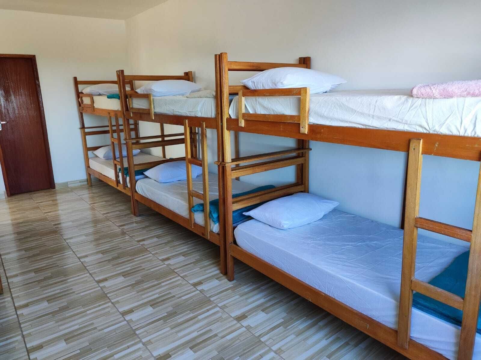 Dormitório compartilhado conforto, vista para o mar (Suite Compartilhada Feminina Vista Ma) | Cofres nos quartos, cortinas blackout, ferros/tábuas de passar roupa