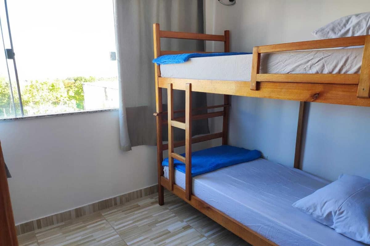 Comfort Shared Dormitory (Suite Compartilhada Masculina Vista M) | In-room safe, blackout curtains, iron/ironing board, free WiFi