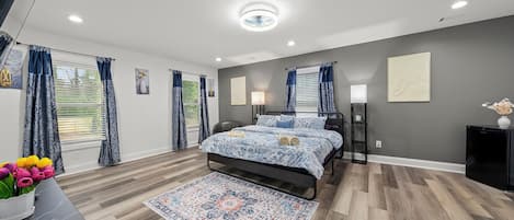 7 dormitoris, planxa i posts de planxar, wifi gratuïta i roba de llit