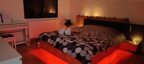 4 chambres, fer et planche à repasser, Wi-Fi, draps fournis