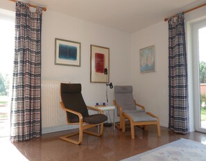 House | 3 bedrooms, individually furnished