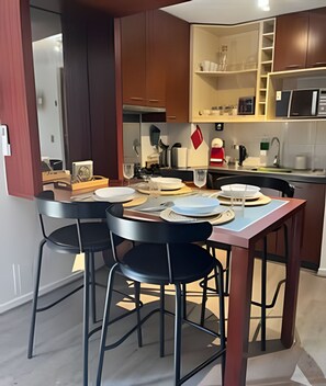 Apartment | Dining - NR APART Bellas Artes (Santiago)