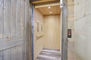 Huisje, 6 slaapkamers | Interieur