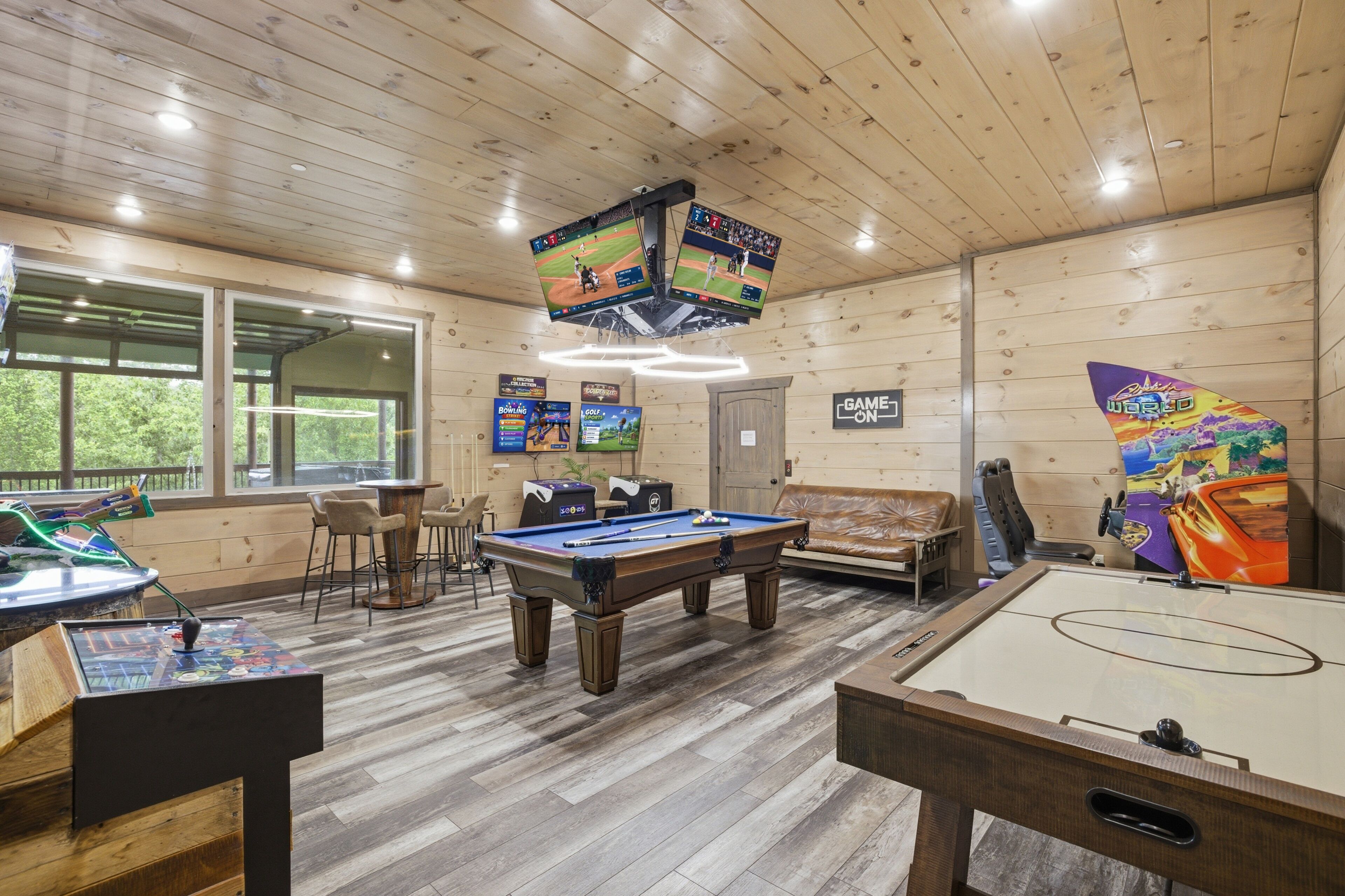 Grand Splash Lodge 6 Bedroom Cabin Reviews, Deals & Photos 2026