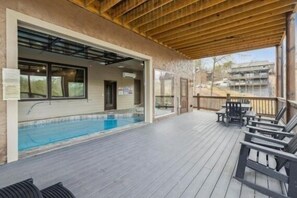 Cabin, 6 Bedrooms | Outdoor dining