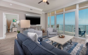 Living area - Phoenix Gulf Towers 2203 3 Bedroom Condo (Orange Beach)