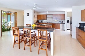 Villa, 4 chambres | Cuisine privée