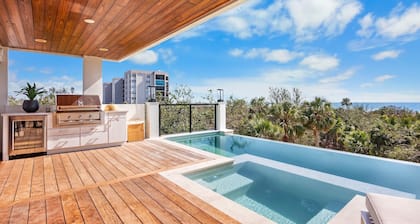 Siesta Beachfront Paradise: Luxurious Home Steps from Beach with Infinity Pool!