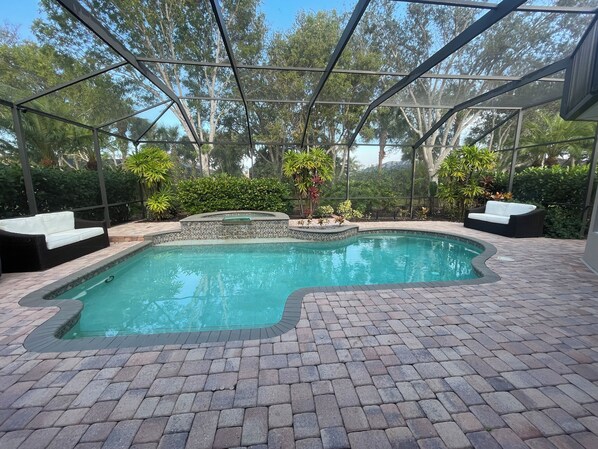 A heated pool - Beautiful 3-bedroom house in a gated community in Estero. Pool, Spa, Fitness (Fort Myers)