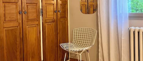 5 chambres, fer et planche Ă repasser, Wi-Fi, draps fournis