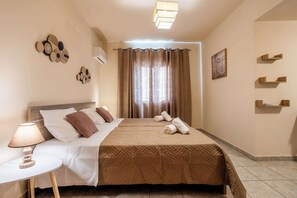 4 quartos, ferros/tábuas de passar roupa, berço de viagem, Wi-Fi