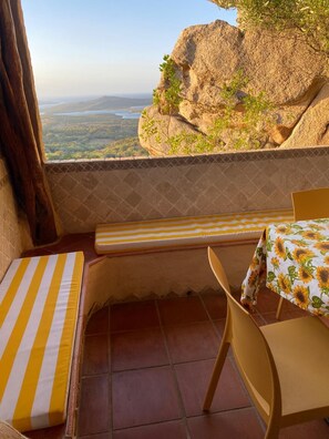 Property grounds - [Emerald Coast] House with a view of the Magdalena (San Pasquale)