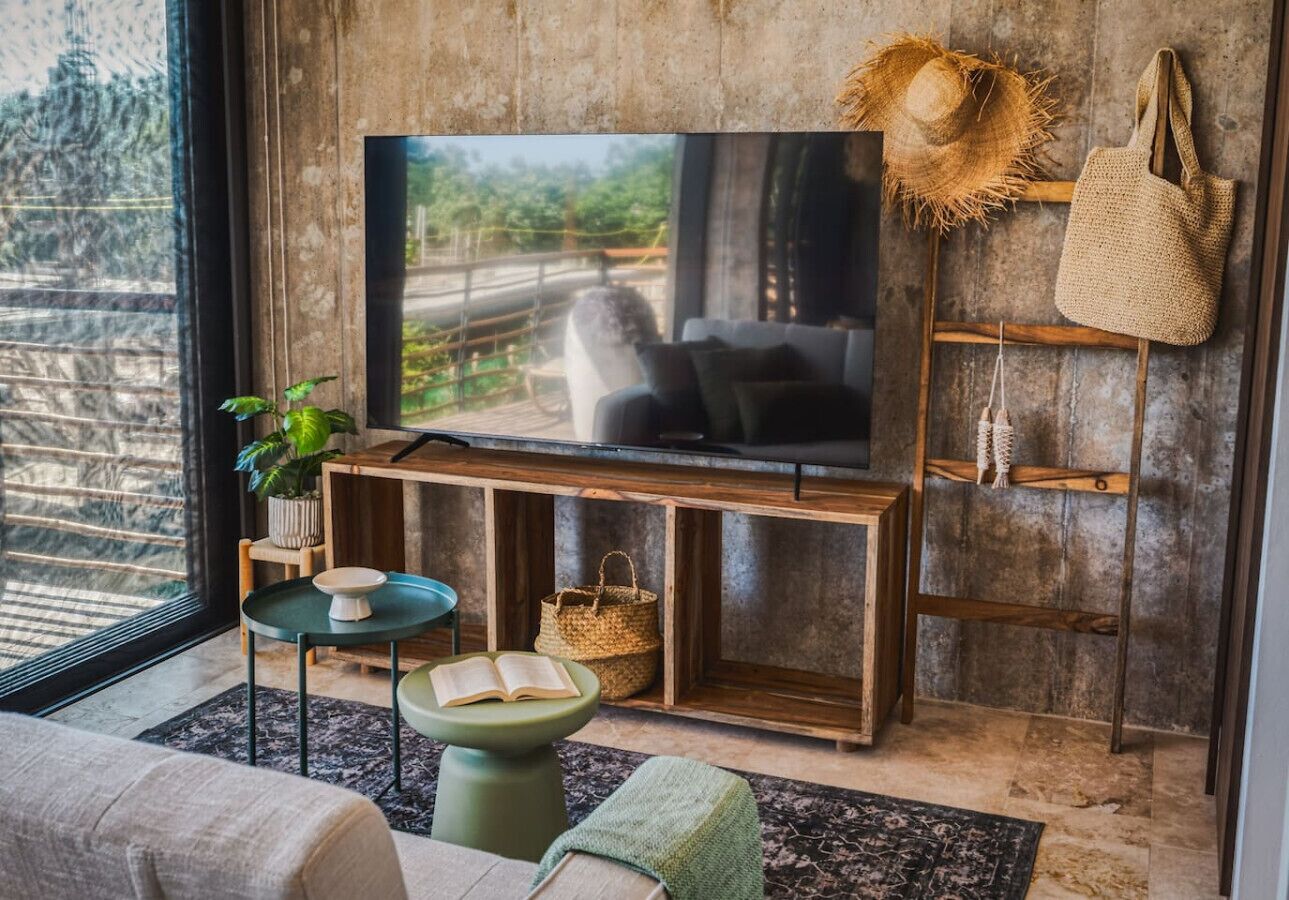 Smart TV, studio