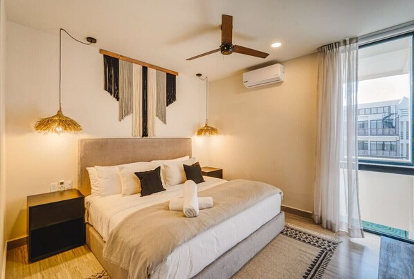 Desk, iron/ironing board, free WiFi, bed sheets