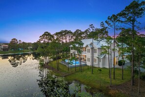 Exterior - Lakefront | Private Heated Pool | Bikes | Beach Gear (Santa Rosa Beach)