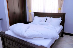 2 Schlafzimmer, Bügeleisen/Bügelbrett, WLAN, Bettwäsche