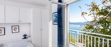 2 sovrum, strykjärn/strykbräda, wi-fi och sängkläder