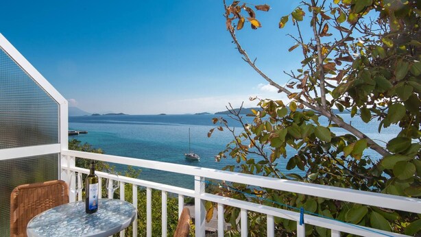 Unclassified image, 1 of 13, button - Bella Perna 2-Bedroom Holiday Apartment with Sea-view! (Podgorje)