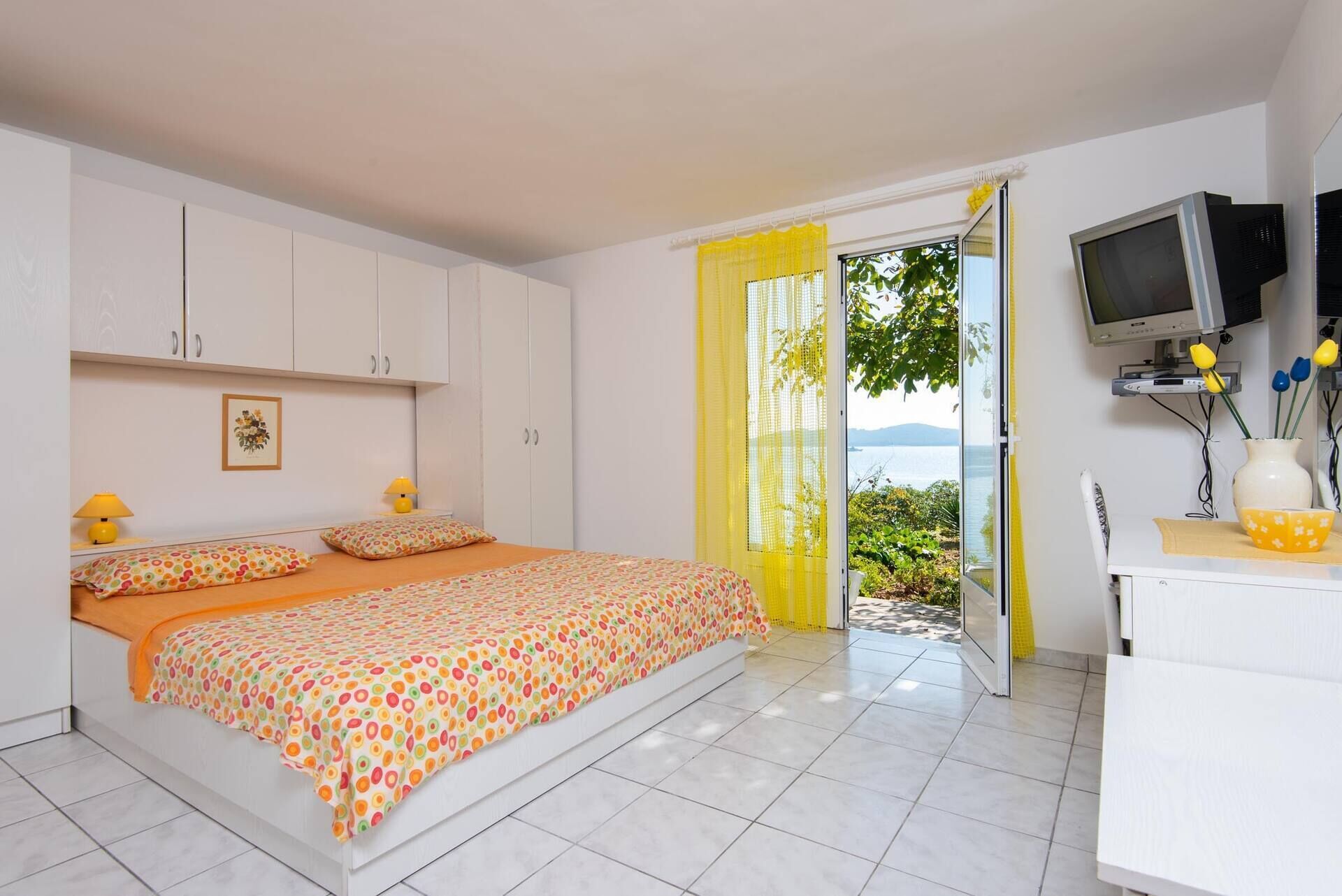 2 soverom, strykejern/-brett, wi-fi og sengetøy