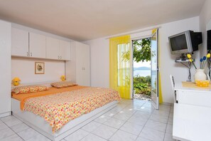 2 室のベッドルーム、アイロン / アイロン台、WiFi、ベッドシーツ