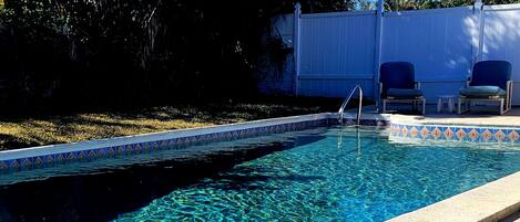 Piscine extérieure, piscine chauffée
